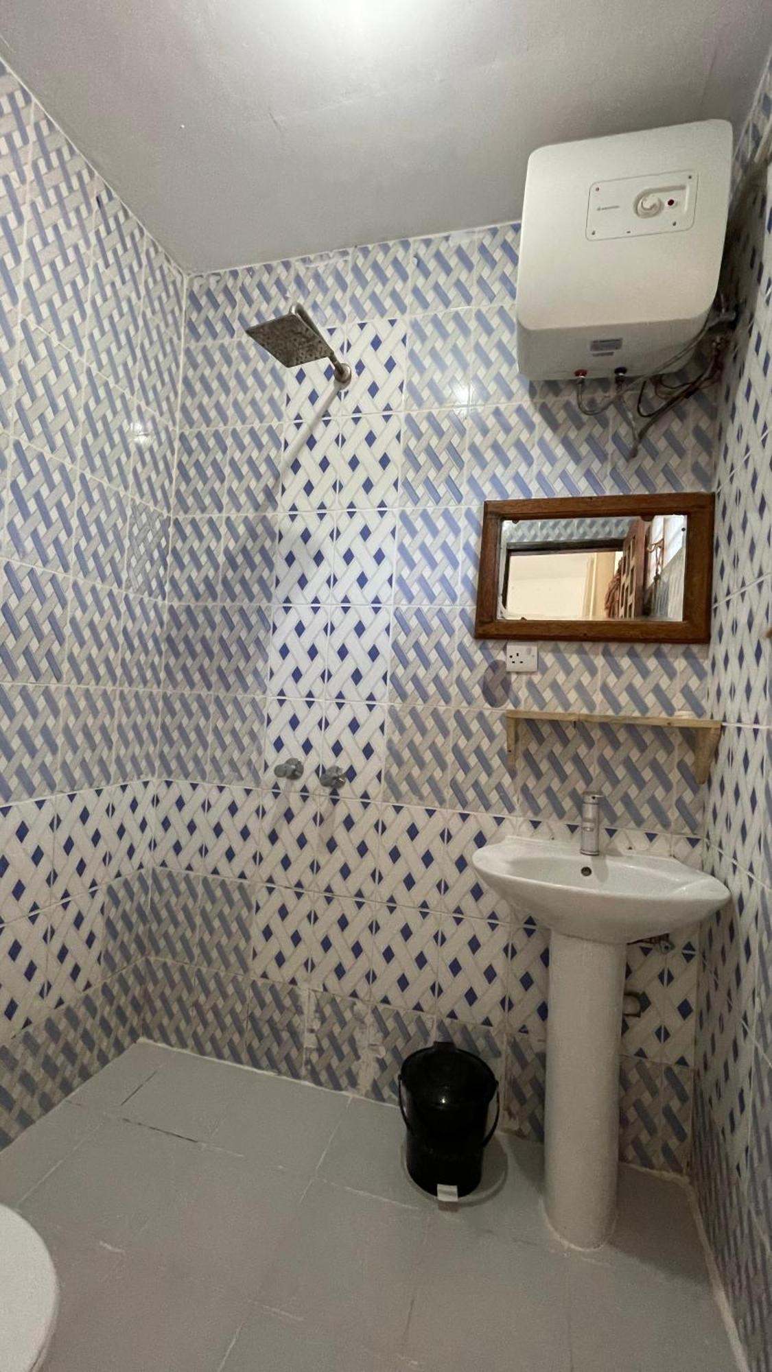 Aquarium House Hostel